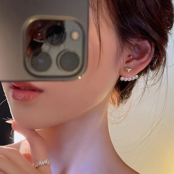 "I'm Yours" Pearl Gold Heart Minimalist Tiny Small Dainty Gift Climber Earring - Picture 4 of 6